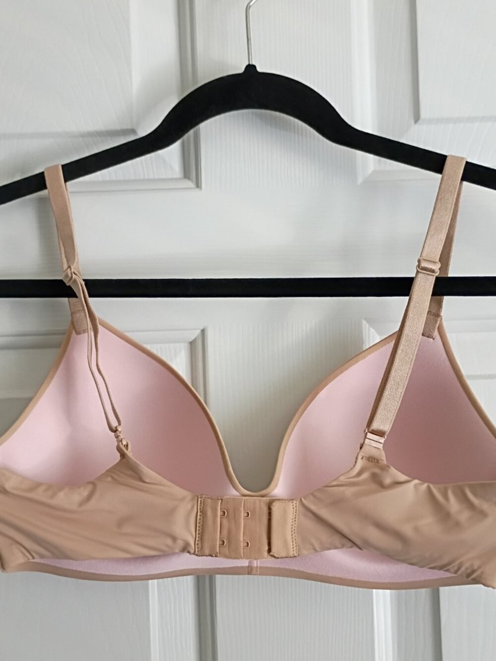Victoria's Secret T-SHIRT Bra Wireless Lightly Lined Tan Size 34D - Picture 2 of 11